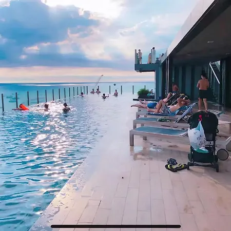 Central Pattaya Condo Best Pool & Great Location Exterior photo