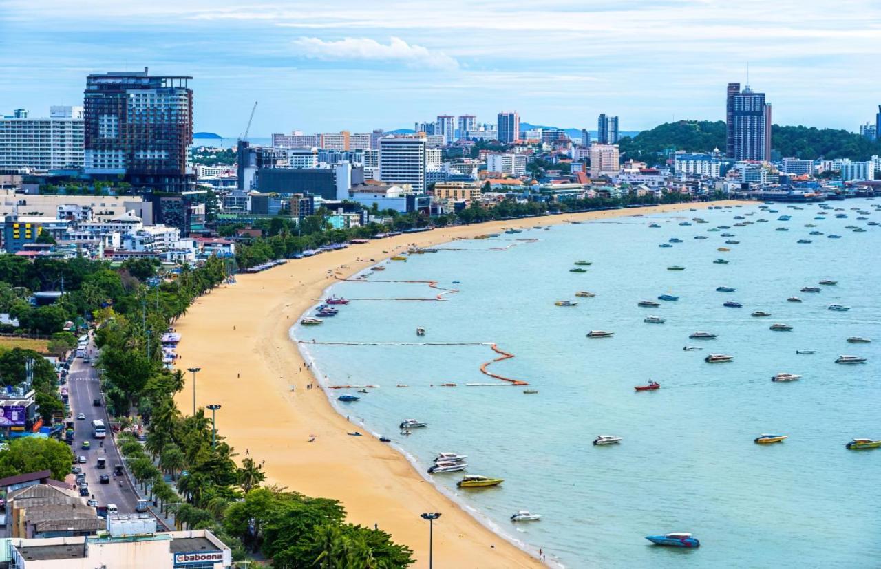 Pool & Great Location Apartemen Pattaya