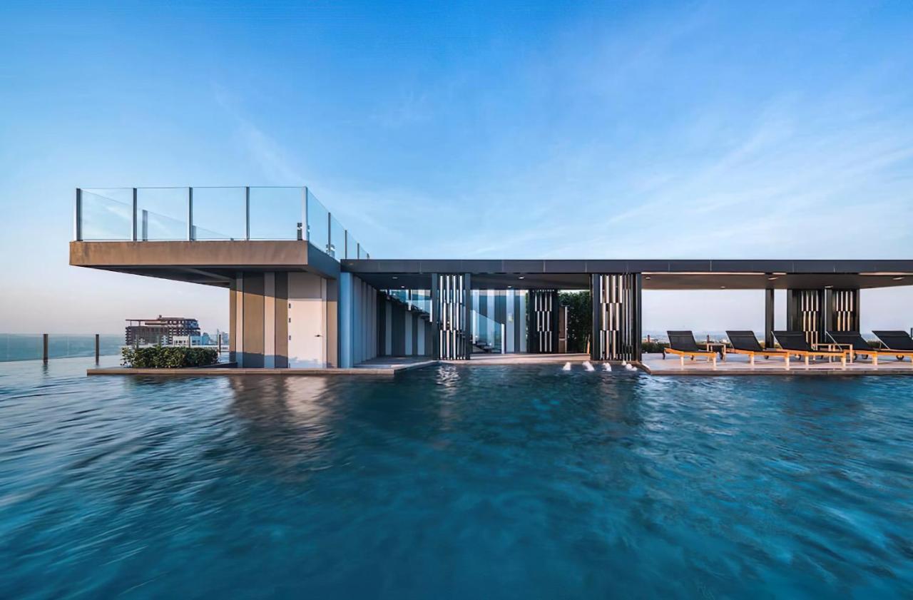 Apartemen Pool & Great Location