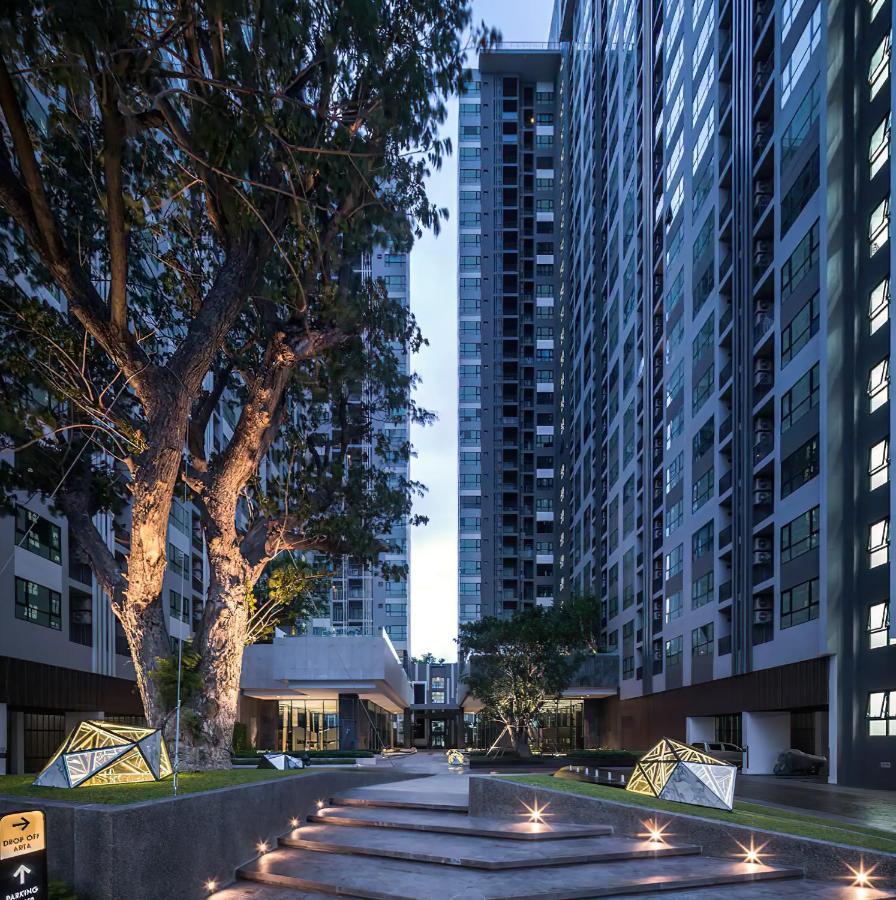 Pool & Great Location Apartemen *
