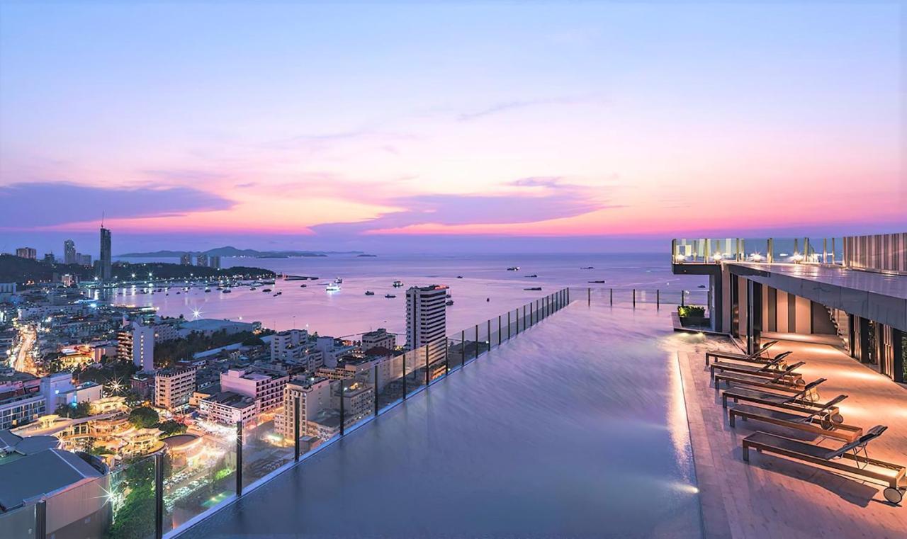 Pool & Great Location Apartment Pattaya